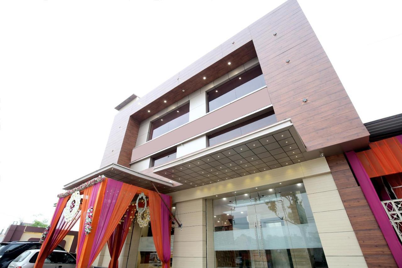 לודהיאנה Hotel Grand M Lajjo מראה חיצוני תמונה